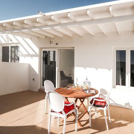 Flower Beach Suite 7 Playa Honda (Lanzarote) Exterior foto